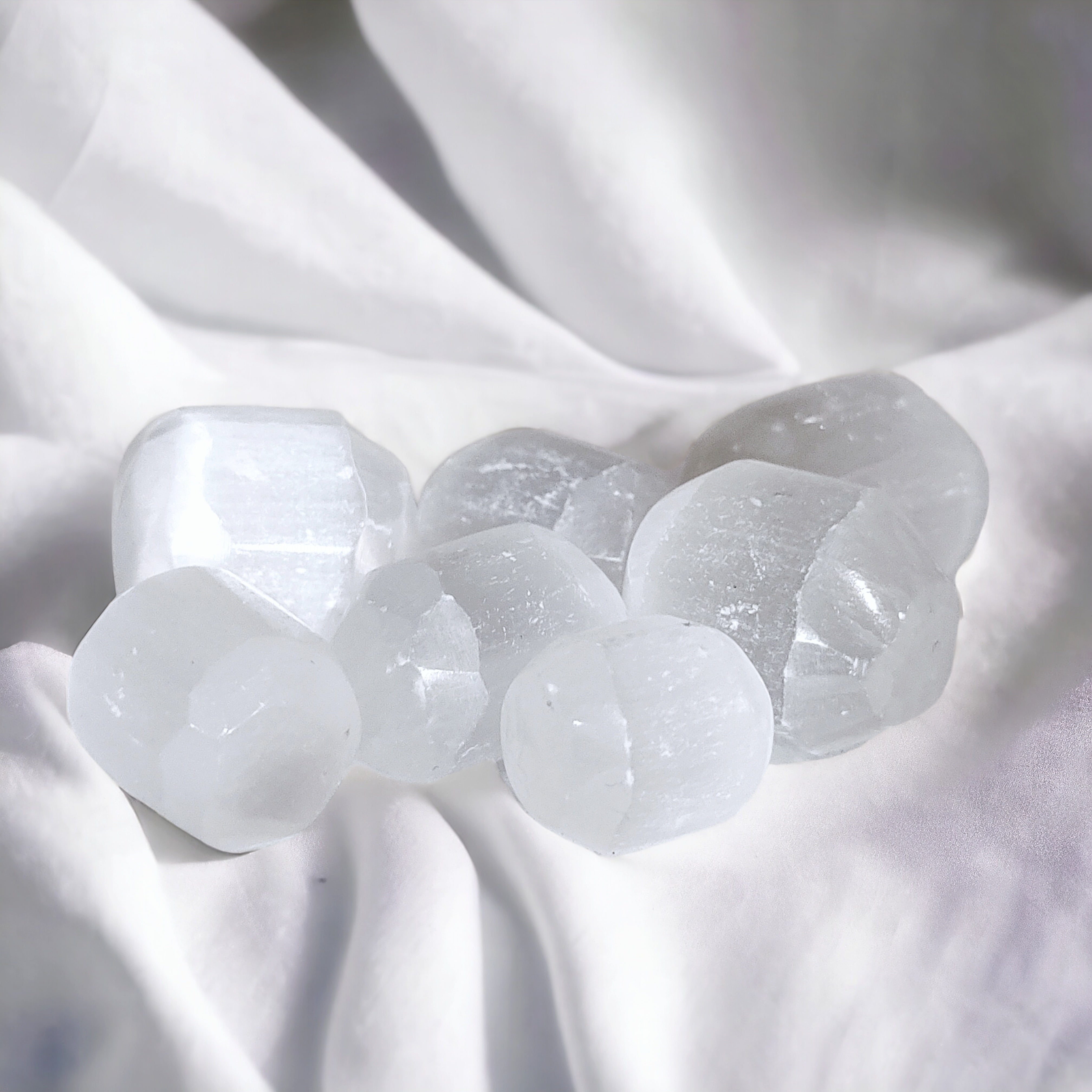 Selenite tumbled stone